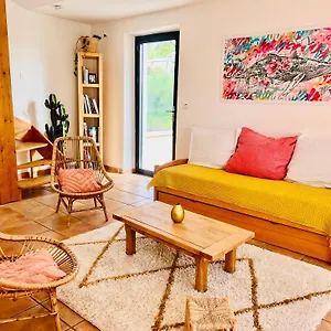 Maisonnette Au Coeur Du Village Hébergement de vacances